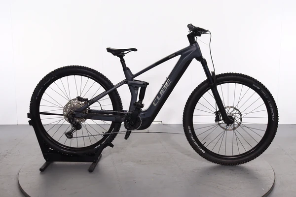 RR4EE4-1 Cube Stereo Hybrid 140 Hpc Race