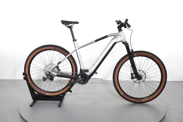 Cube Reaction Hybrid Slx 750