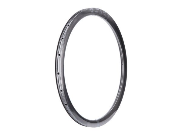 beast-components-felge-gravel-28-gr40-carbon-24-loch-ud-finish-schwarz BEAST COMPONENTS Felge Gravel 28" GR40 Carbon | 24 Loch | UD-Finish | schwarz