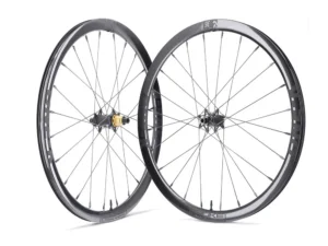 ONE-K Laufradsatz RD-S Carbon Clincher | Duke Baccara 36 Felgen | NONPLUS Naben | schwarz